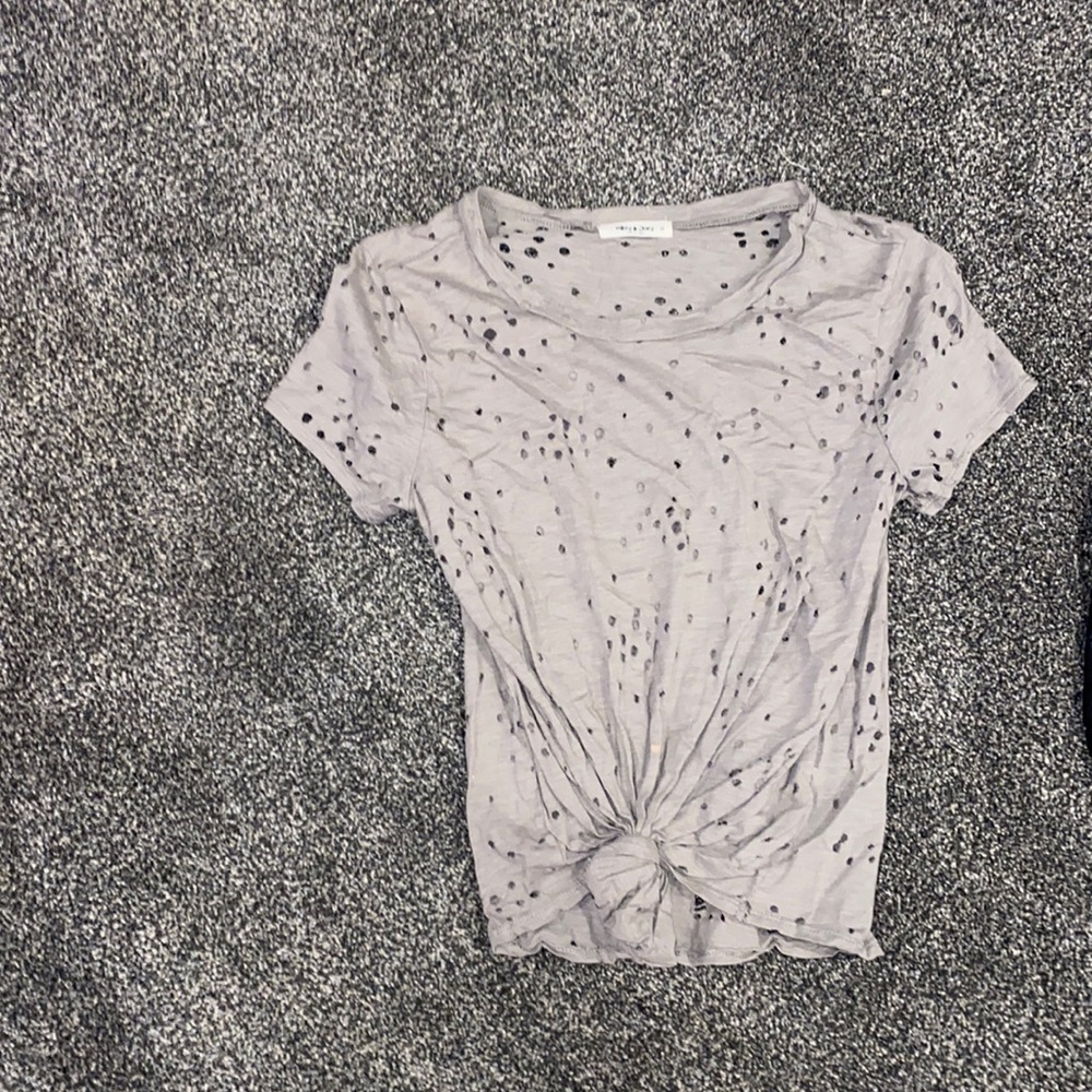 Flattering top. Great condition